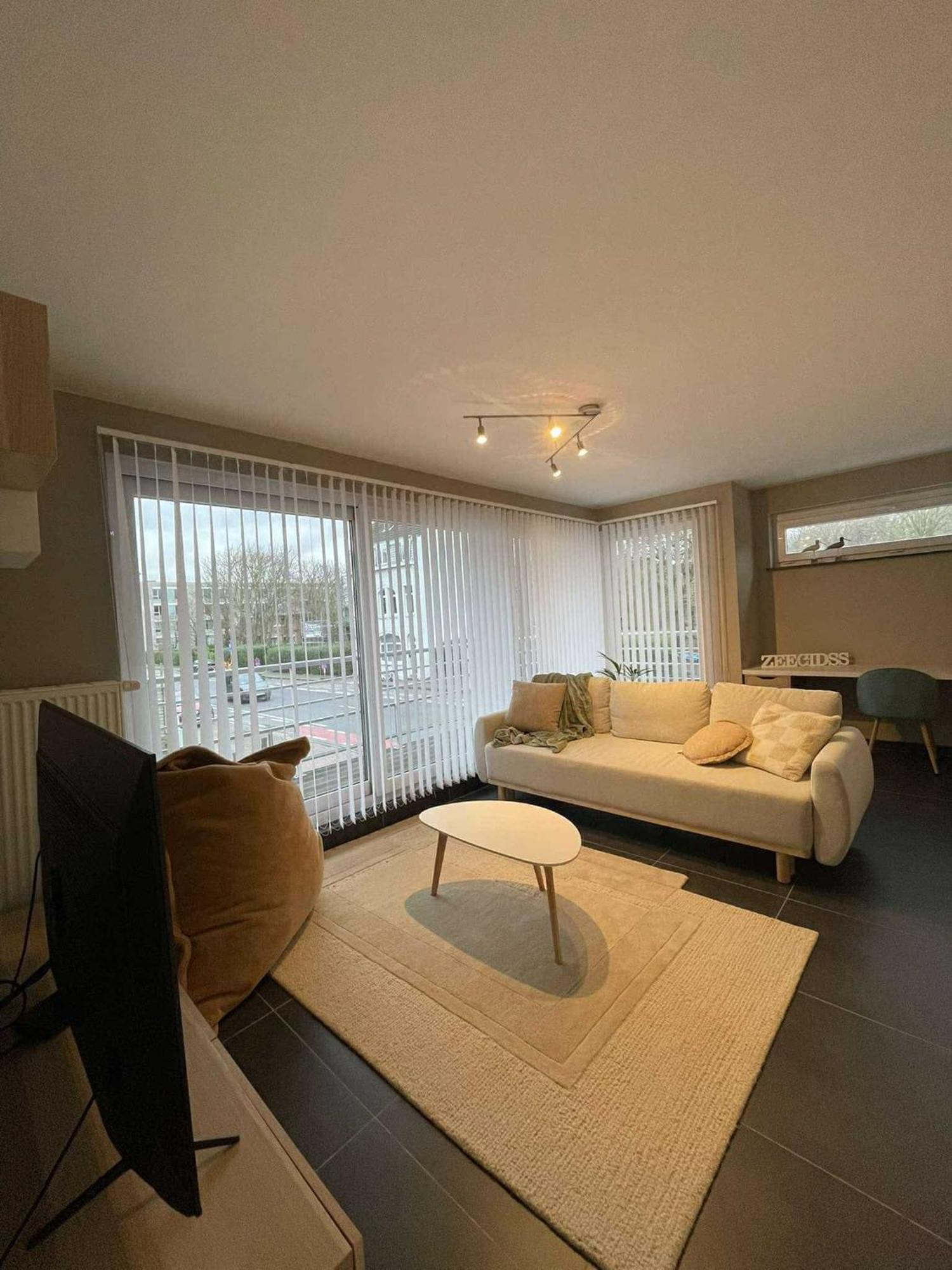 Apartamento Zeegidss